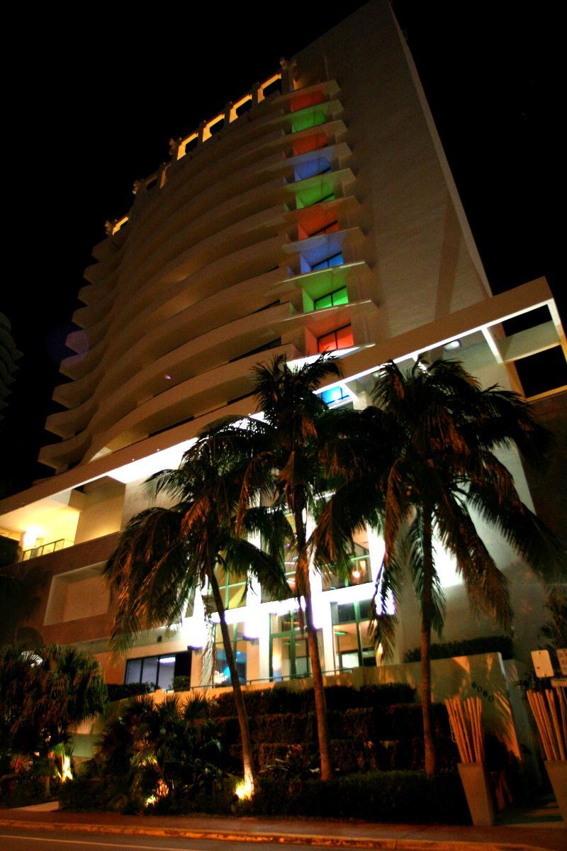 คาซาบลังกา ออน ดิ โอเชียน เวสต์ ทาวเวอร์ Hotel ไมอามีบีช ภายนอก รูปภาพ